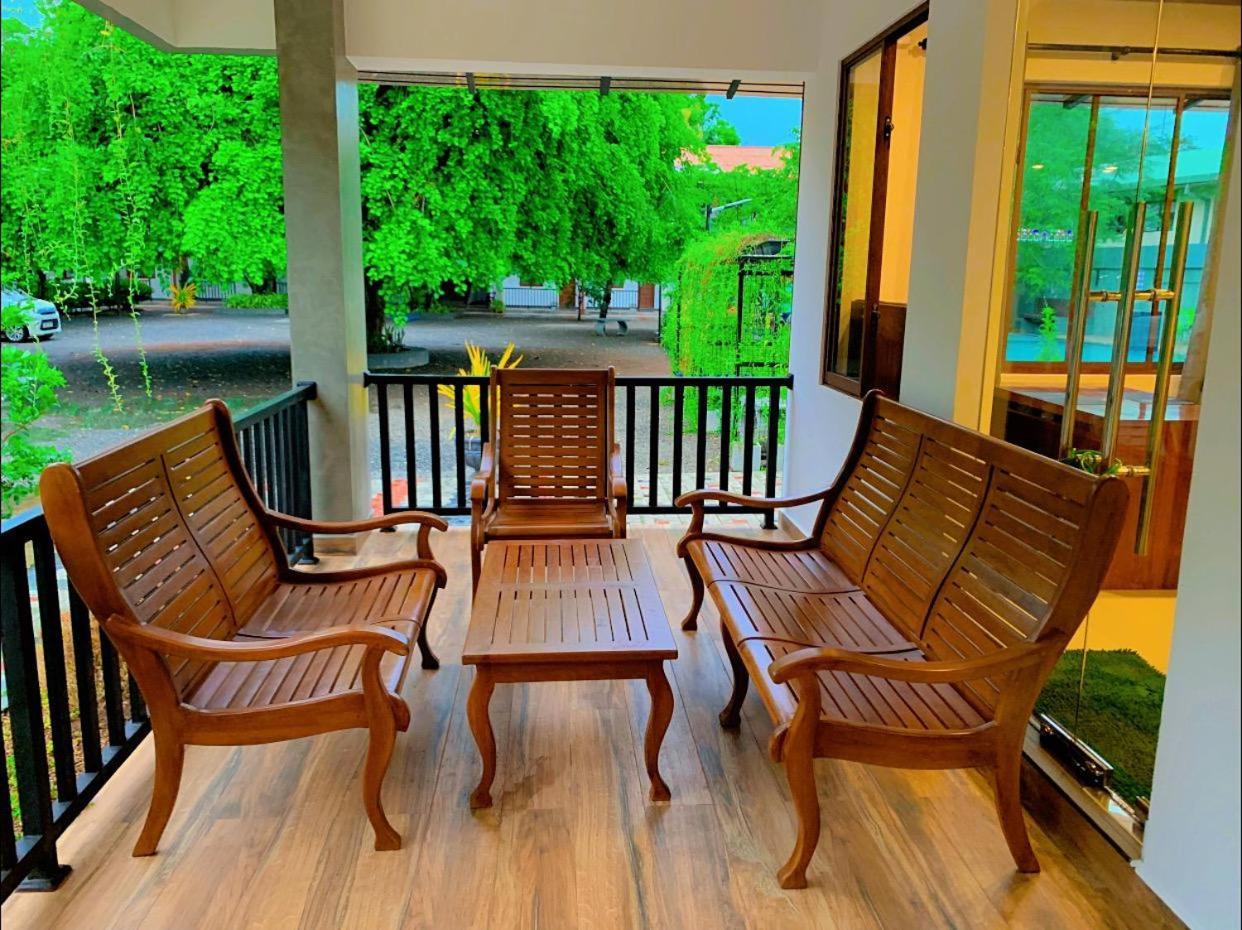 Ud Garden Hotel Kataragama Exterior photo