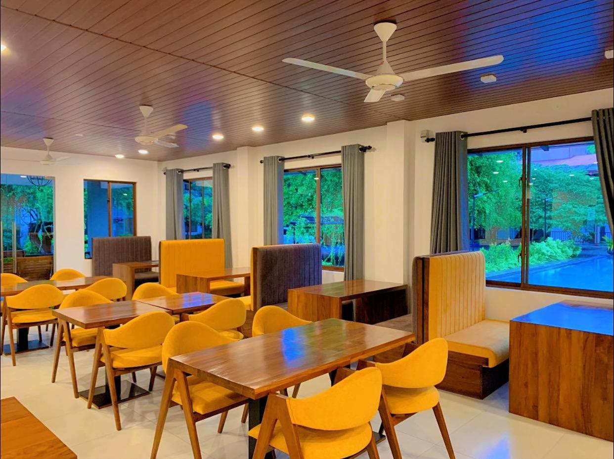 Ud Garden Hotel Kataragama Exterior photo
