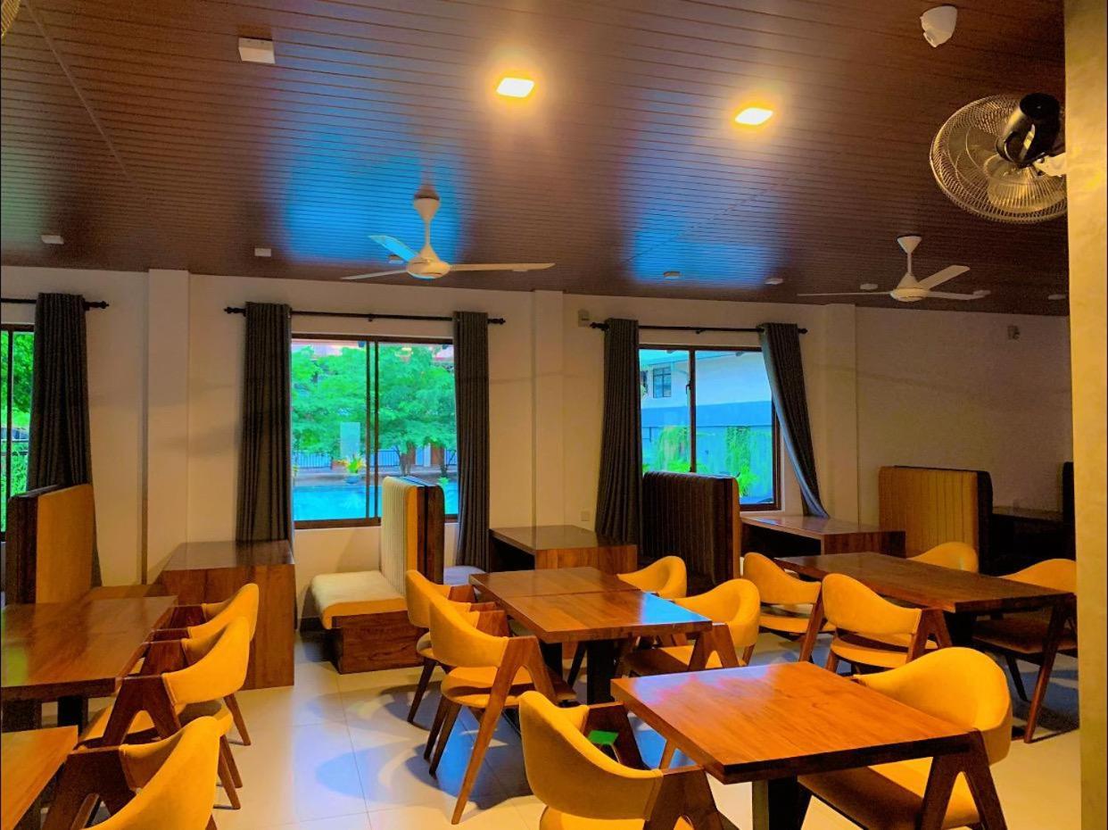 Ud Garden Hotel Kataragama Exterior photo
