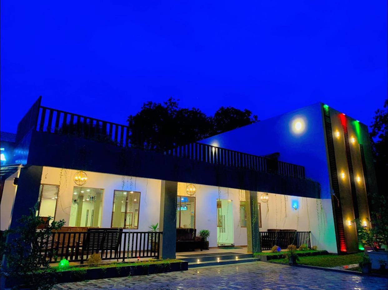Ud Garden Hotel Kataragama Exterior photo
